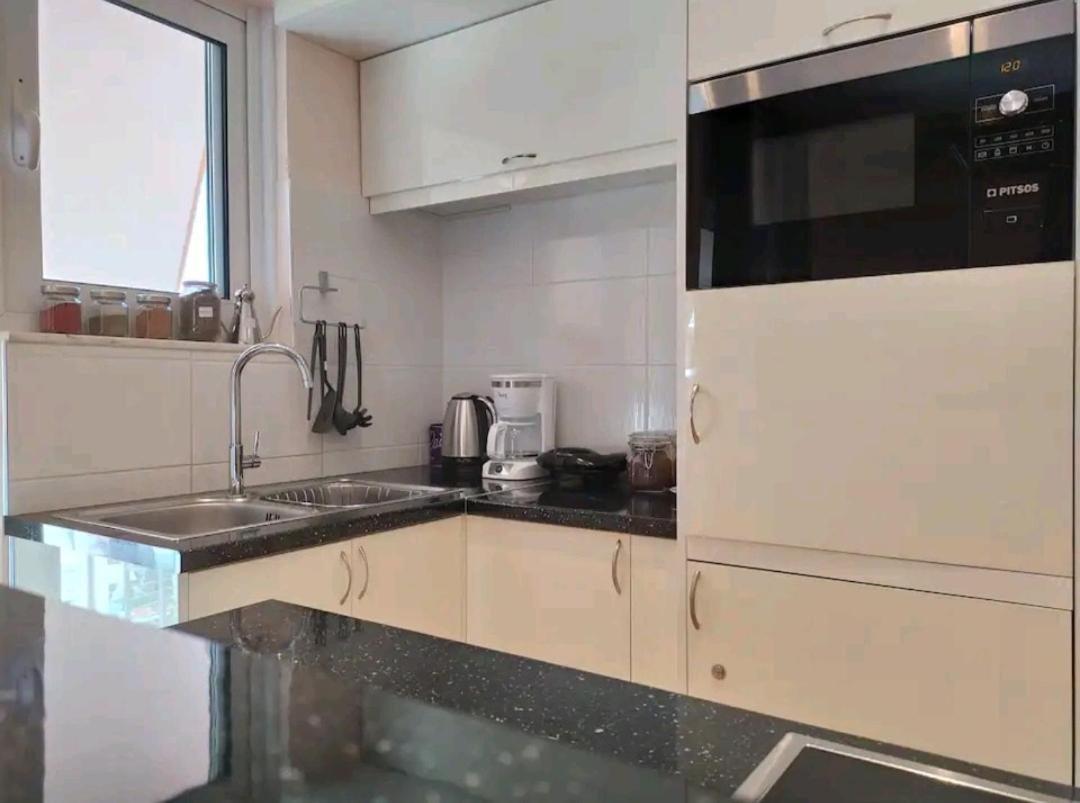 Stylish -Modern Apartment Heart Of Marousi Athena Bagian luar foto