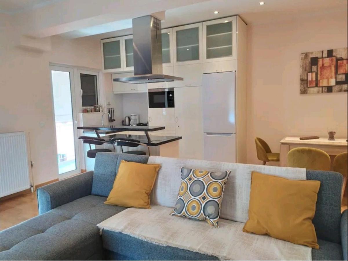 Stylish -Modern Apartment Heart Of Marousi Athena Bagian luar foto